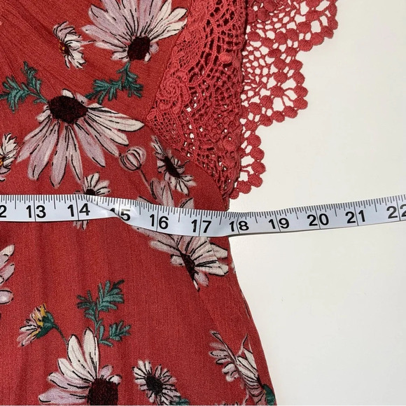 Maurices Burnt Orange Sunflower Print Lace Sleeve Tie Back Top Medium Women’s - Picture 8 of 12